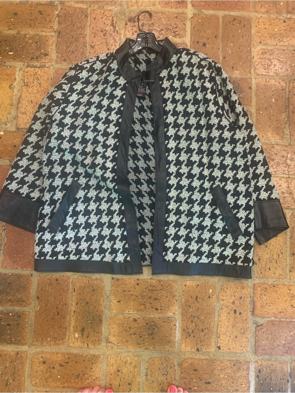 Yansi fugel Black & White Houndstooth Wool-Blend Jacket with Leather Trim